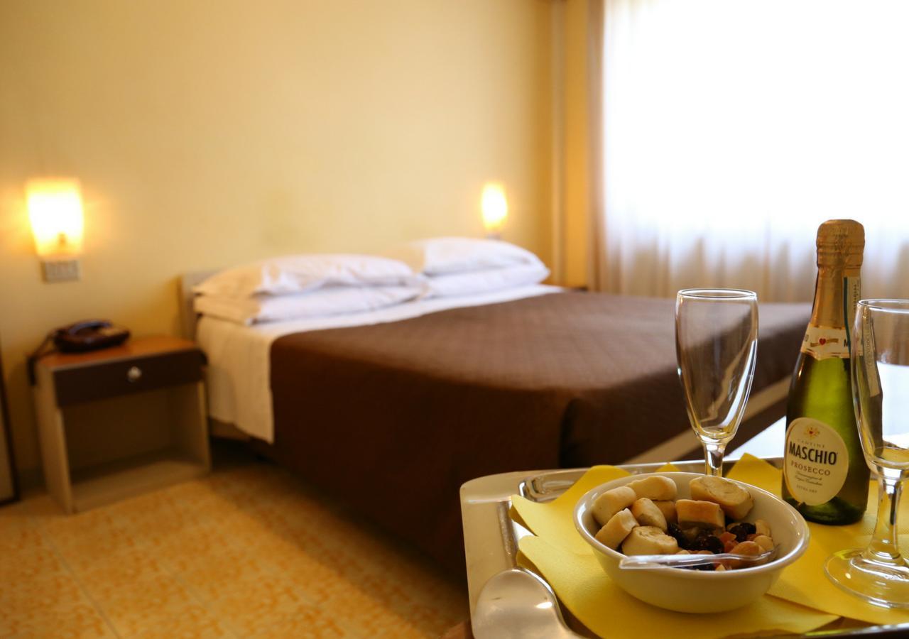 Hotel Sole Nocera Inferiore Esterno foto