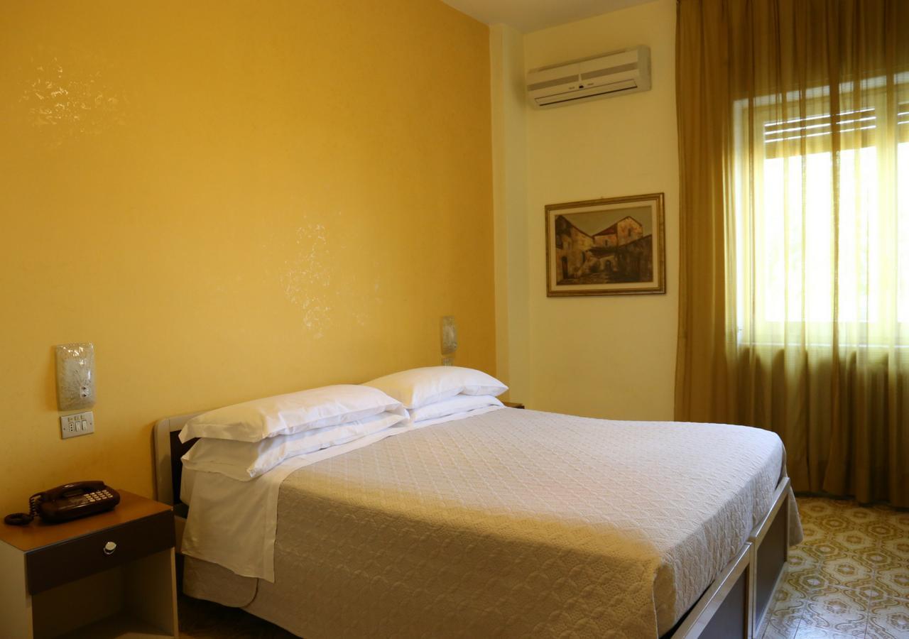 Hotel Sole Nocera Inferiore Esterno foto