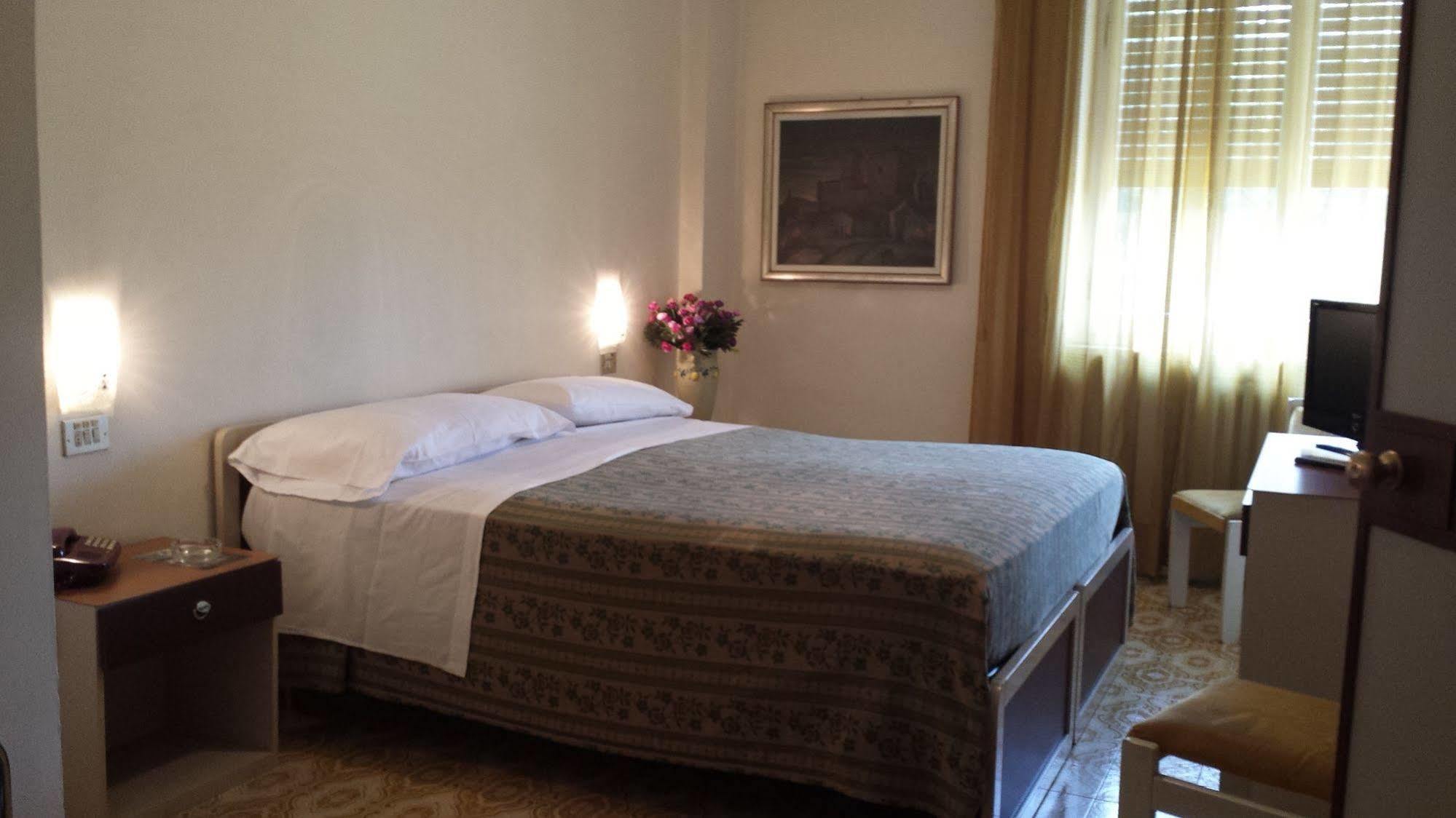 Hotel Sole Nocera Inferiore Esterno foto